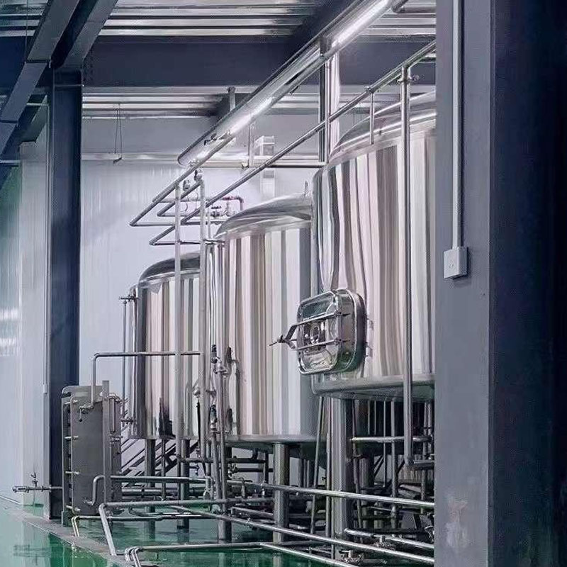 覃塘精酿啤酒设备